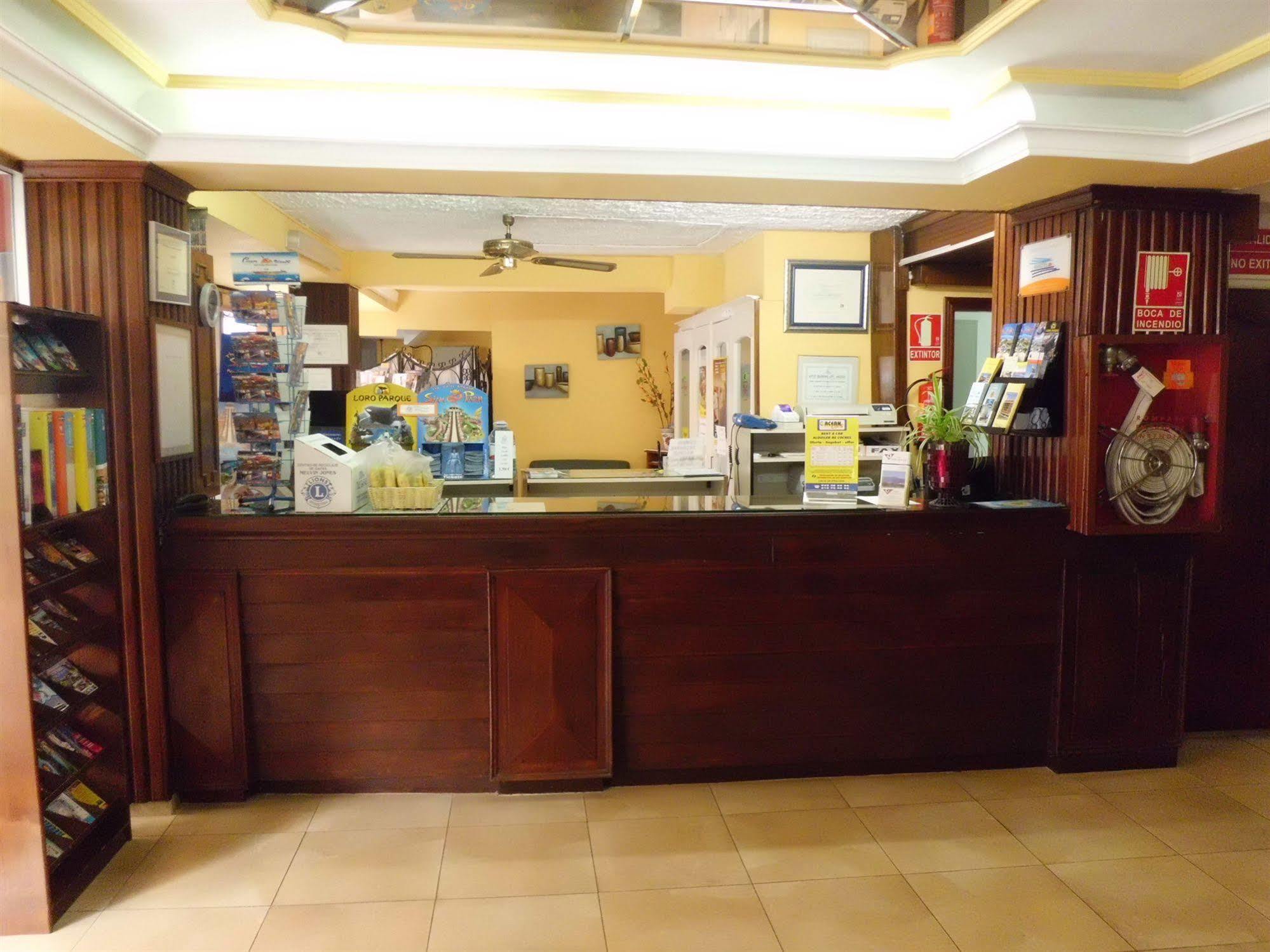 Apartamentos Park Plaza Puerto de la Cruz  Buitenkant foto